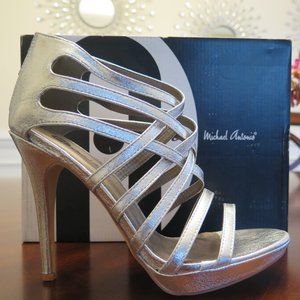 NWT Michael Antonio Thorstein Metallic Sandal